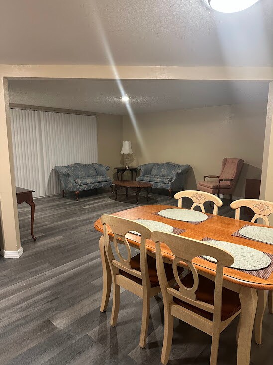 Foto del edificio - 15695 George Blvd