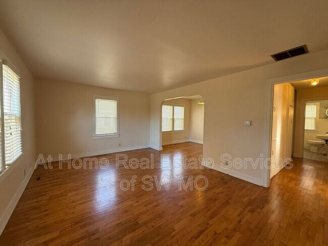 Foto del edificio - 1316 S Maryland Ave
