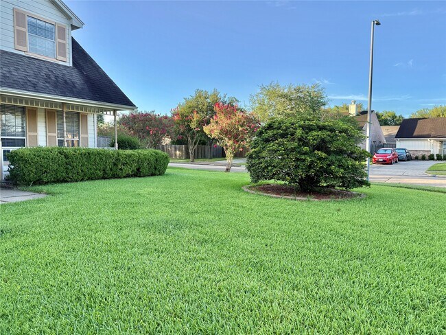 Building Photo - 2923 Cottonfield Way