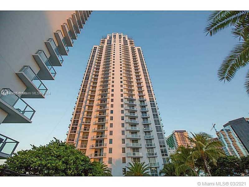Primary Photo - 1050 Brickell Ave