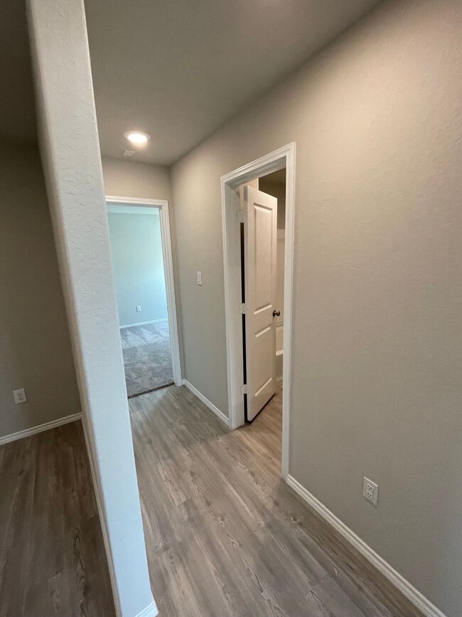 Building Photo - Paloma Subdivision