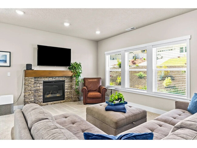Foto del edificio - 3740 Rockcress Rd