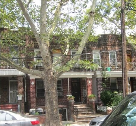 Foto principal - 8th Ave & 47th Street
