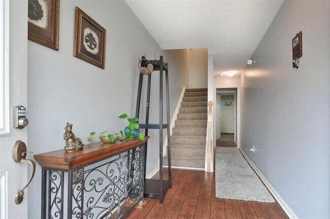 Building Photo - 1002 Wingate Dr