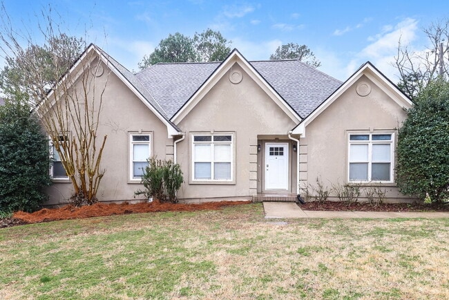 Building Photo - 1001 Saddlecreek Pkwy