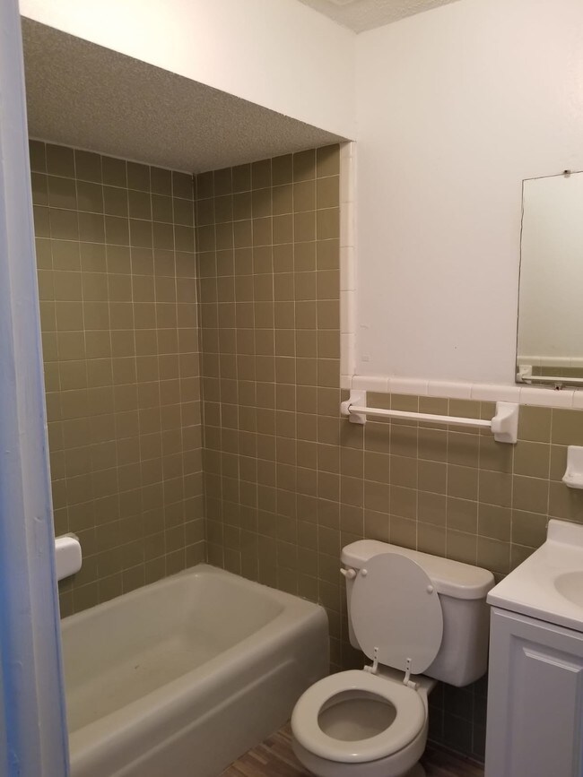 Foto del edificio - 9613 N 11th St