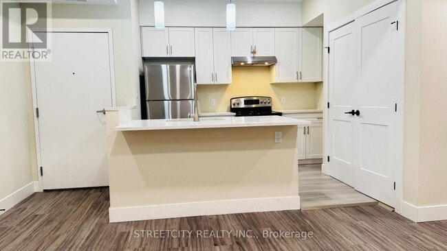 Building Photo - 346 Ashland Ave