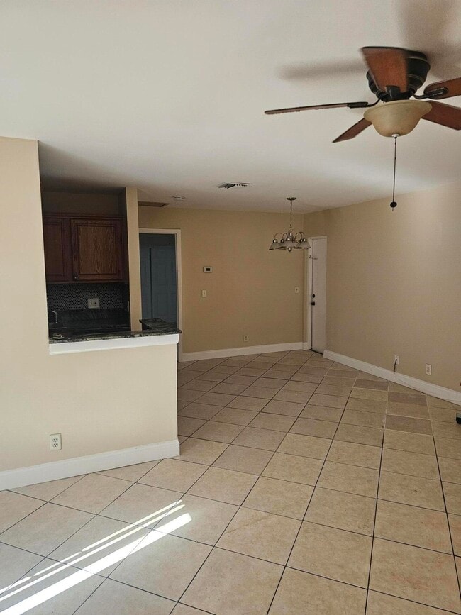Building Photo - 34 Crossings Cir