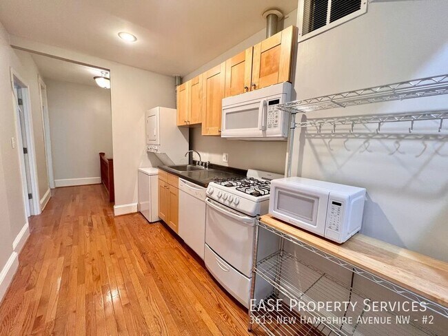 Building Photo - 3613 New Hampshire Ave NW
