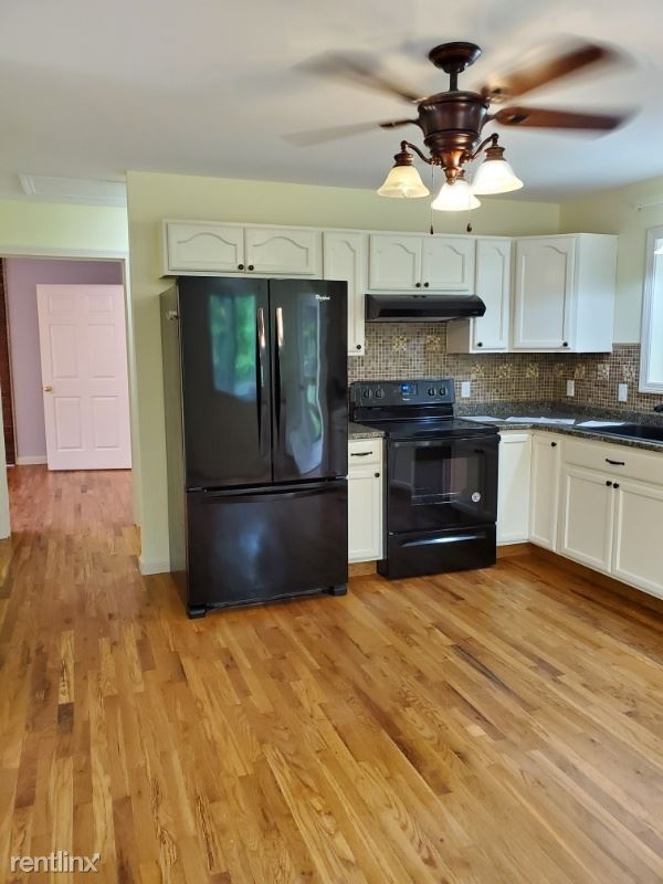 Foto del edificio - 32 Curtis Rd