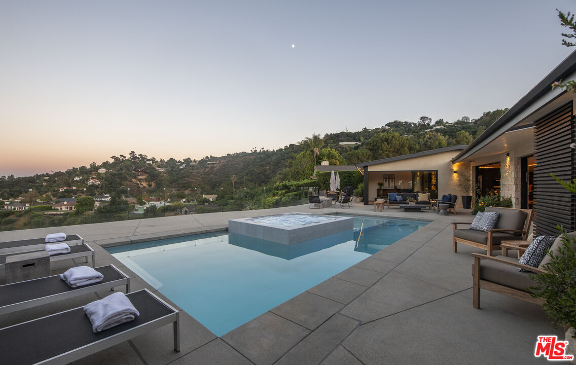 Foto principal - 3526 Wrightwood Ct