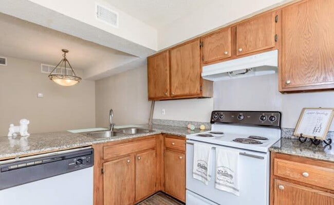 Building Photo - 2 bedroom in Hurst TX 76053