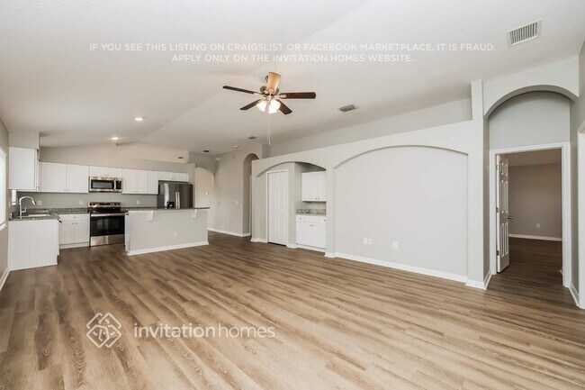 Foto del edificio - 11227 Lake Lanier Dr