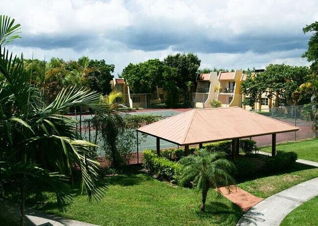 Foto del edificio - 13898 SW 90th Ave