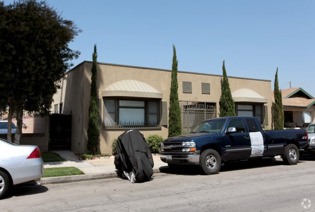 Primary Photo - 433 Ohio Ave