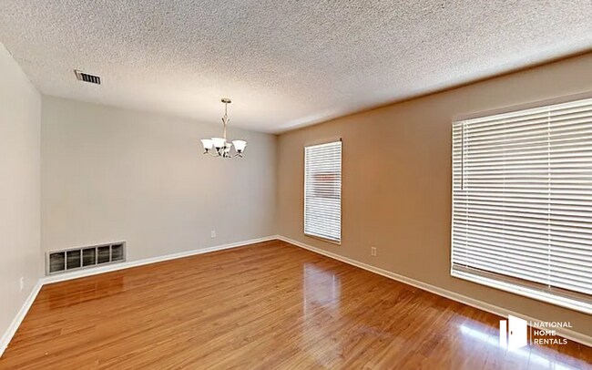 Building Photo - 4963 Rathbone Dr