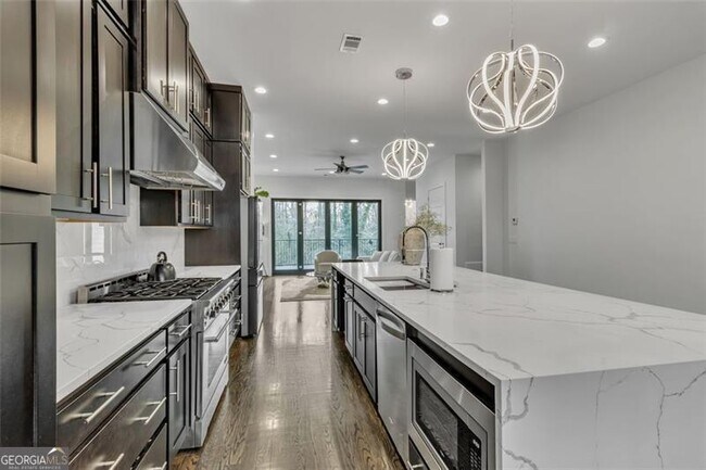 Foto del edificio - 1107 Briar Cove Cir