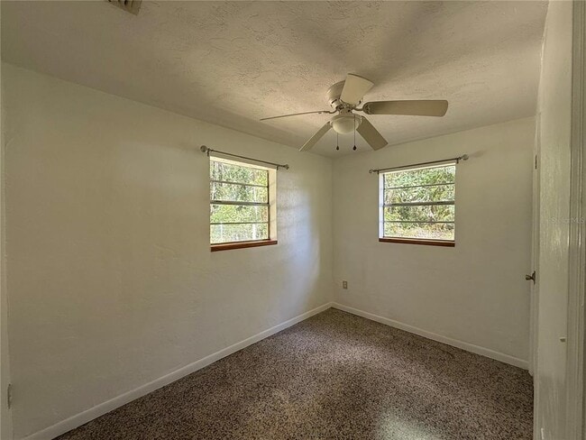 Foto del edificio - 1403 SE 1st St