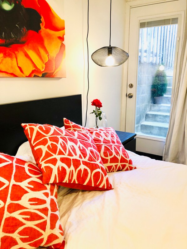Foto del edificio - 3647 13th St NW