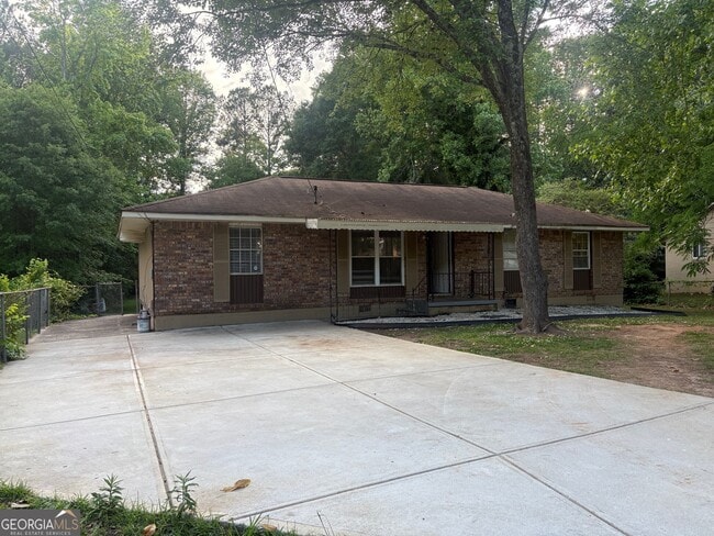 Building Photo - 8145 Attleboro Dr