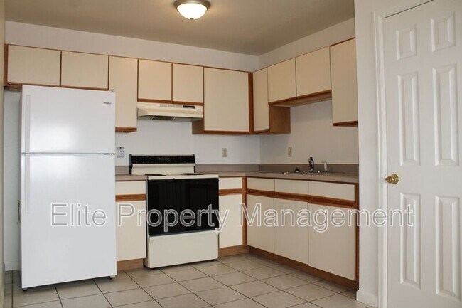 Foto del edificio - 212 W Palmer Lake Dr