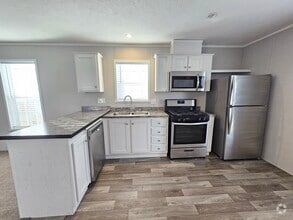 Building Photo - 107 Beech