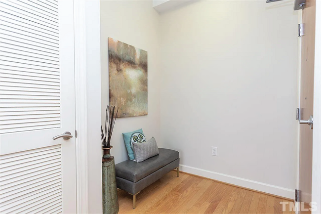 Foto del edificio - 3509 Environ Way