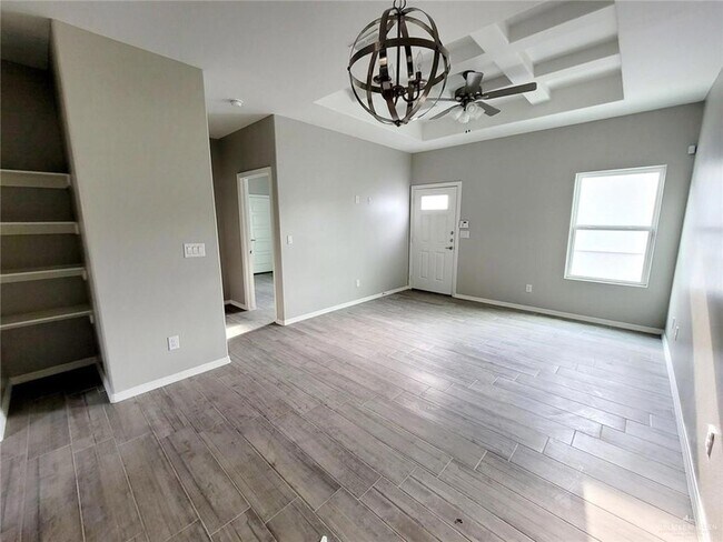 Foto del edificio - 2109 Davenport St