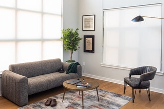 Building Photo - 222-24 Vine St