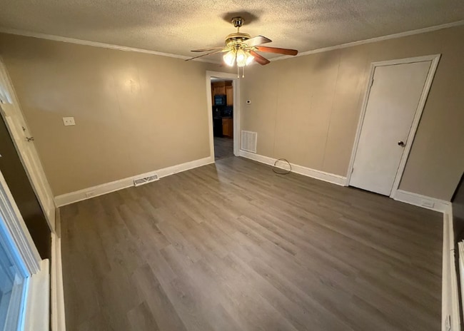 Foto del edificio - 18 N Central Ave