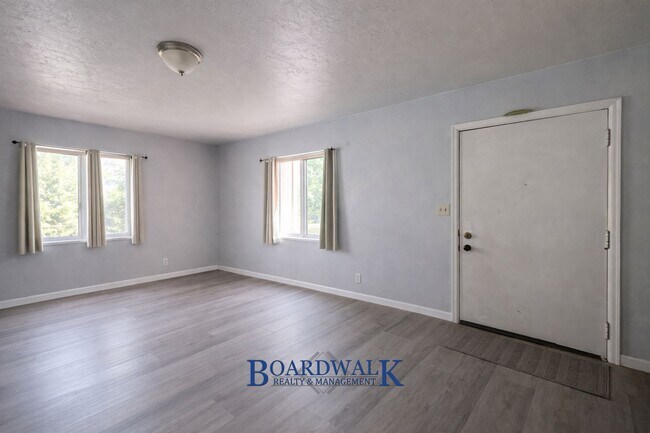 Photo - 1138-1138 Navajo St Apartment