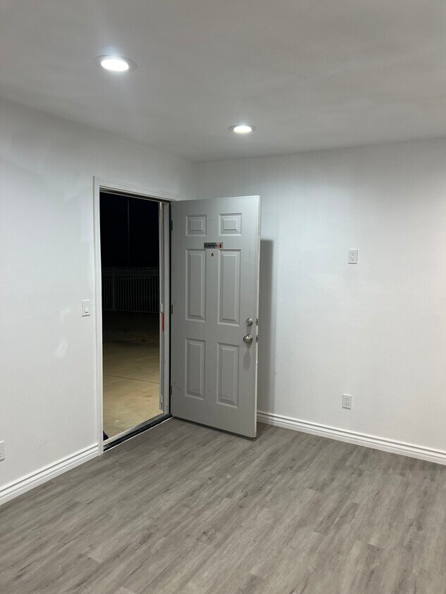 Foto principal - 38124 Boxthorn St