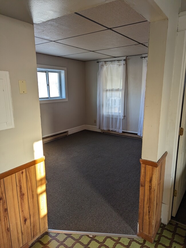 Living Room - 807 W College Ave