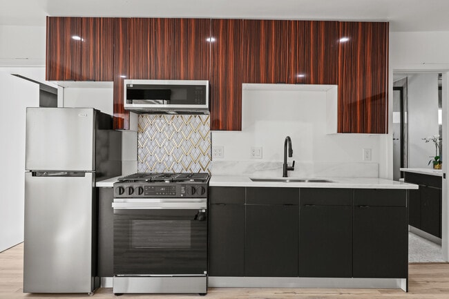 Foto del edificio - 111 N Normandie Ave