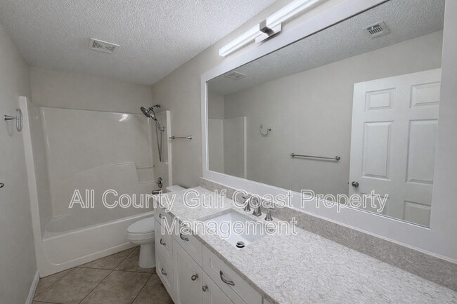 Foto del edificio - 1617 13th St W