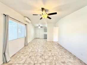 Building Photo - 31890 Avenida La Paloma