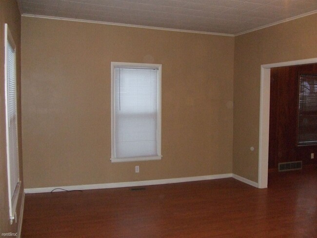 Foto del edificio - 3 br, 1 bath House - 1207 West Lovell Street