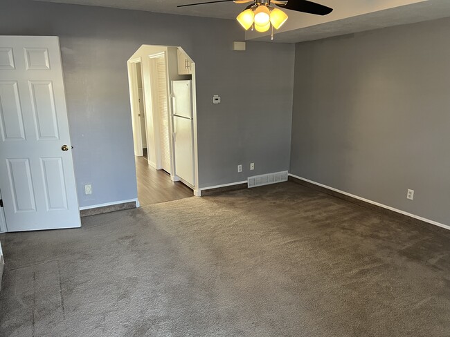 Building Photo - 144 W 1310 S
