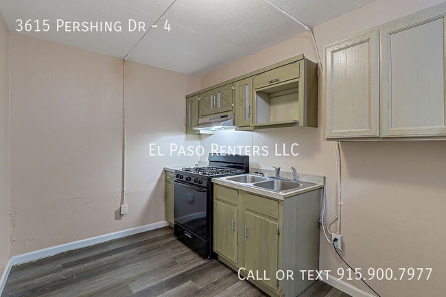 Building Photo - 3615 Pershing Dr
