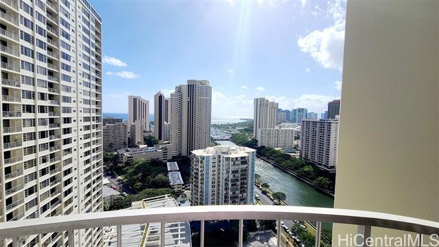 Building Photo - 1717 Ala Wai Blvd