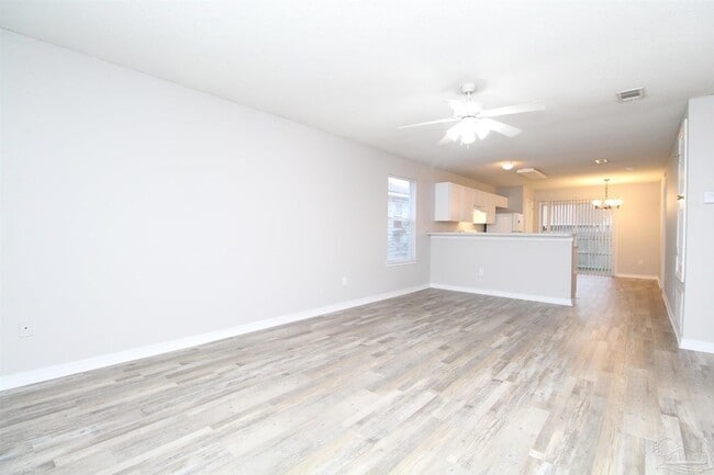 Building Photo - 1021 Antigua Cir