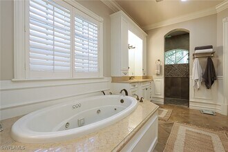 Building Photo - 750 Portside Dr