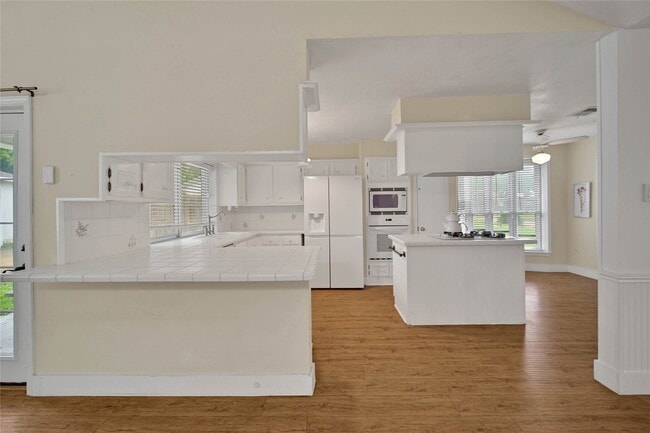 Foto del edificio - 626 Park Knoll Ln