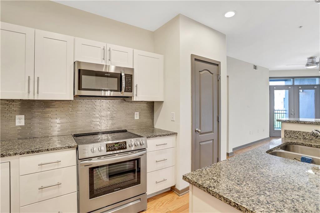 Primary Photo - 390 17th St NW