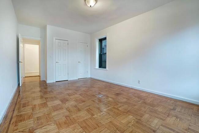 Photo - 76-66 Austin St Apartment