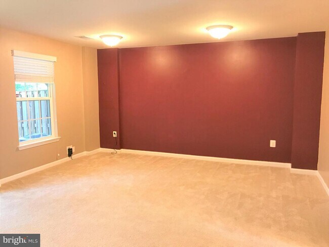 Building Photo - 4525 Alliance Way