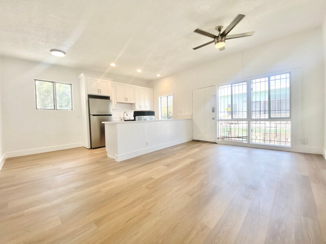 Foto principal - 10214 S 10th Ave