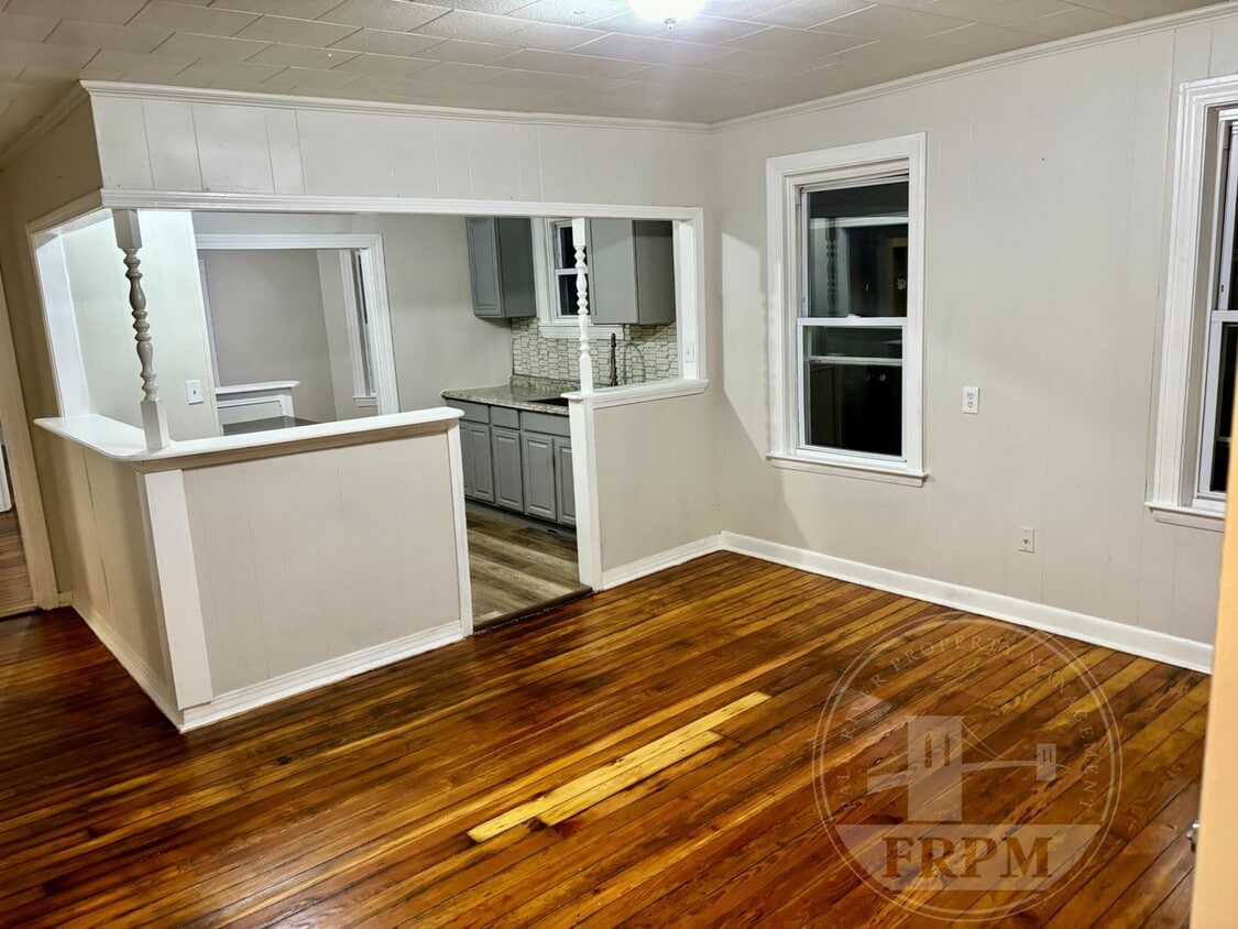 Photo - 279 Fountain St