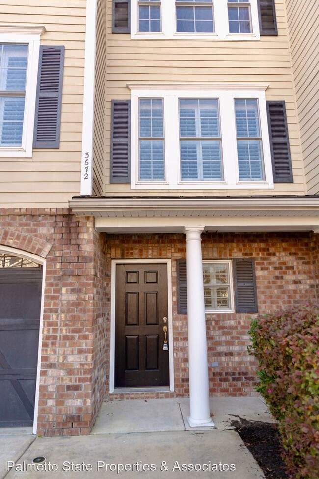 Building Photo - 3 br, 2.5 bath House - 3672 Bagley Drive