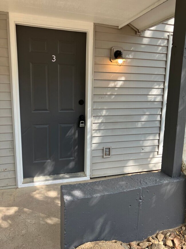 Foto del edificio - Remodeled 2 bathroom Townhouse on Sunset in Osage Beach!